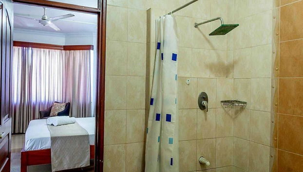 Clalem Bay Condos by RevSerene - Foto 4, Habitación