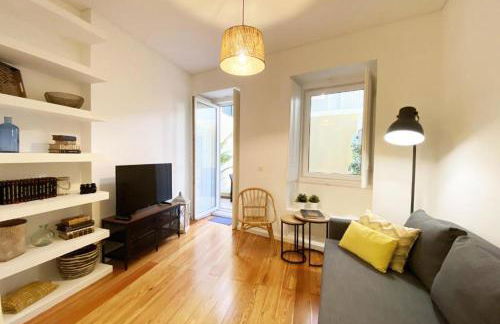 Cozy Belem Apartament with terrace - Photo 17