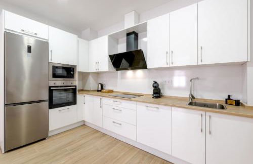 WintowinRentals Apartamento moderno y luminoso cerca de la playa de Huelin - Foto 2