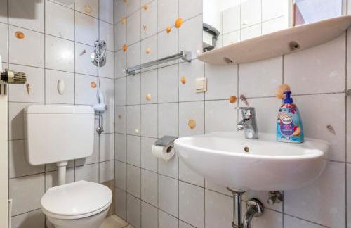 Arbeiterapartment mit 2 Betten, Küche, Bad - Foto 6