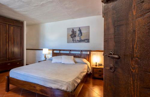 Esclusiva Dimora Storica nel cuore del Borgo Medievale---- Exclusive Historical House inside the Medieval Village - Foto 11