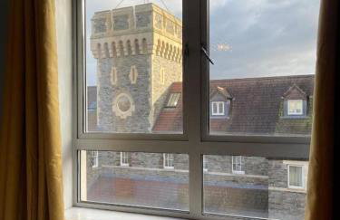 Light & bright, centrally located apartment - Foto 36