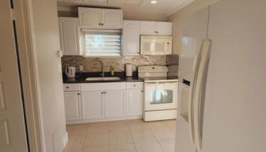 Cottage on Walking Distance To Nokomis Beach - Foto 3