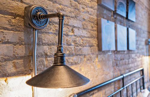 124 Lofts - Downtown Dundee - Walk to Dining - Photo 3