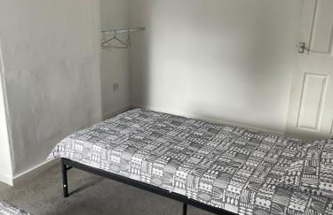 Tamworth Home - Photo 12