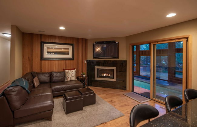 Sunriver by Avantstay Cozy Mountain Home w/ Indoor Pool and Hot Tub - Foto 13