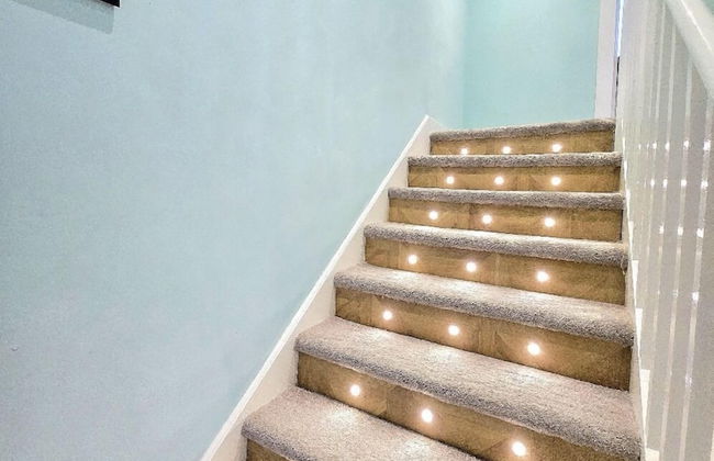 Quirky 2-Bed with Free Parking - Foto 34