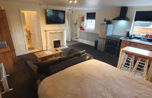 Sherwood Studio Annexe 1 Bedroom Entire Property - Foto 2