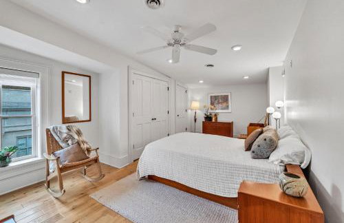 Moore on Main - Foto 28