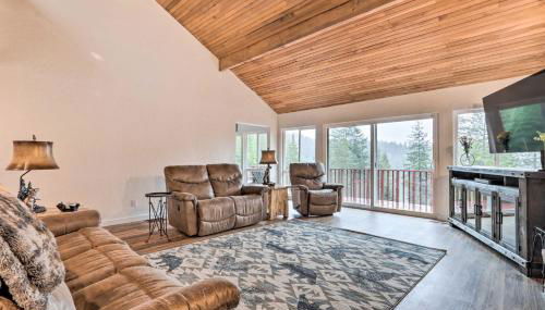Spacious Sun-Up Bay Cabin, 20 Min to Downtown CDA! - Foto 3