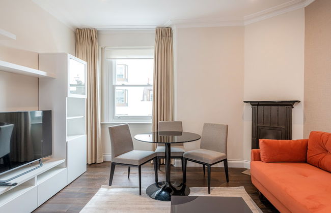 Chesham Court - Photo 68