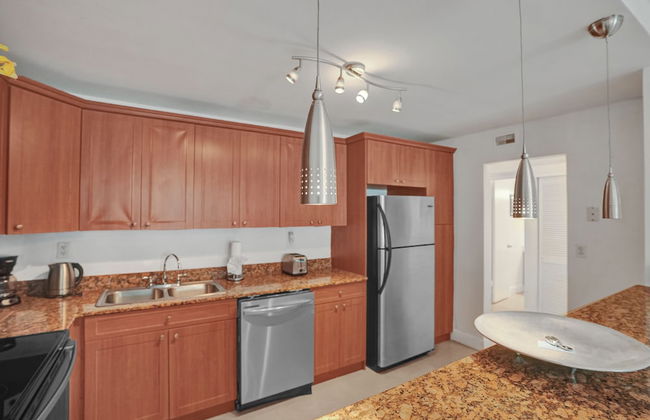 Ocean Reserve Luxury Condos Across from Sunny Isles Beach - Foto 72