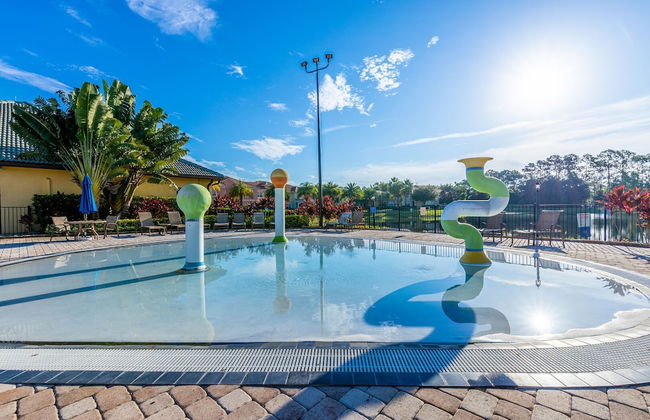 Contemporary 4 Bed 3 Bath Town Home With Upgrades, Private Pool i Close to Disney, Shopping - Foto 35