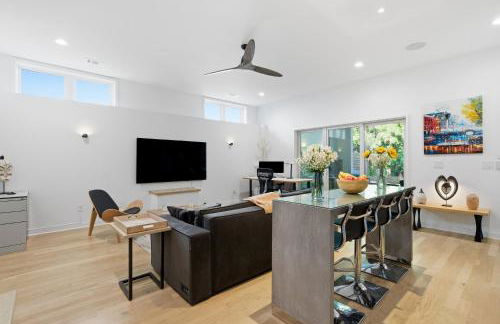 4BR Urban Oasis with Rooftop and Jacuzzi - Foto 38