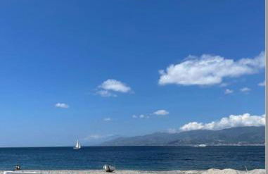 A piedi scalzi sullo Stretto 2 - Foto 19