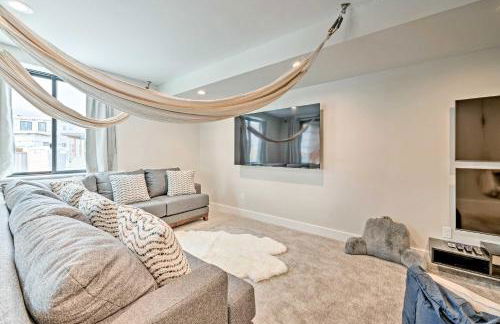 Newly-Built Lakeside Gem with Community Perks! - Foto 14