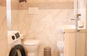 Casa Galya with private patio by GardaDoma - Foto 9