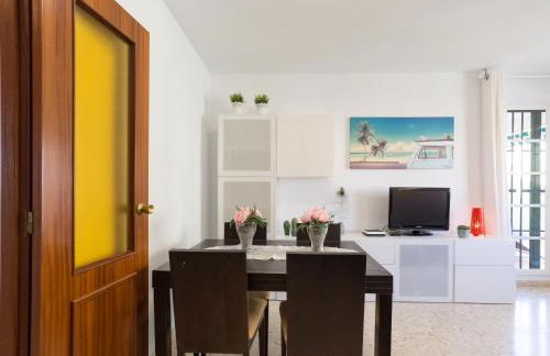 Sandy Playa Golf Málaga con Parking - Photo 22