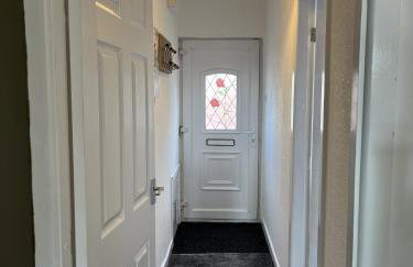 Modernised central Wigan townhouse sleeps up to 6 - Foto 12