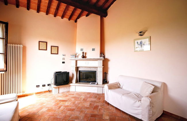 Lovely Farmhouse in Asciano With Swimming Pool - Foto 51