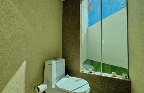 Bela acomodação em jacuipe com churrasqueira, piscina, mesa de sinuca e três quartos, dois sendo suítes! Além de muito espaço por toda a área! - Foto 3