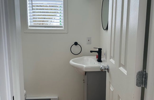 Renovated Chalet for Rent in Front of the Lake - Foto 7