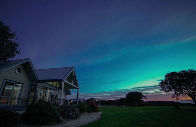 Bear Gully Coastal Cottages - Photo 13