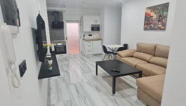 Family House, CENTRO CIUDAD - 3 DORMITORIOS 6 1 0 3 1 0 8 3 1 - Foto 3