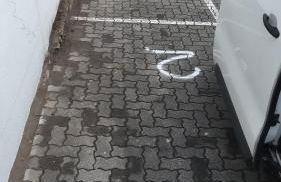 1 Zi Whg an der Universität zu Kiel-City, Alsenstrasse 17, perfekt als Schadenwohnung, eigener Parkplatz, 45 qm, große Wohnküche, , Wlan incl, perfekt möbliert, je 3 Min zur Universitätsklinik zu Kiel, Ostsee, Seebäder, - Foto 22