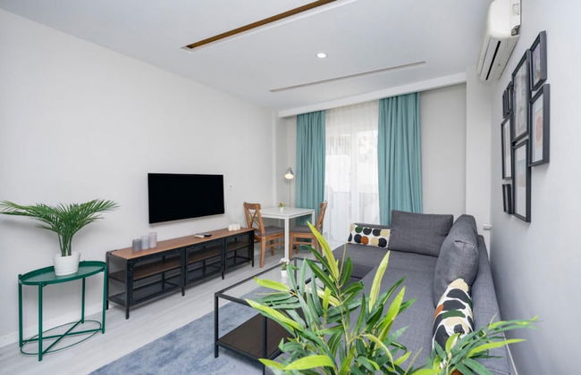 Missafir Modern Flat Near Beach in Muratpasa - Photo 13