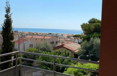 Grand Appartement 4 pers - bien ventilé - Terrasse - Vue Mer - Proche plage - Foto 13