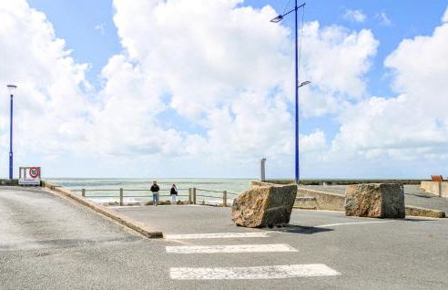 Amazing Apartment In Hauteville-Sur-Mer - Foto 25