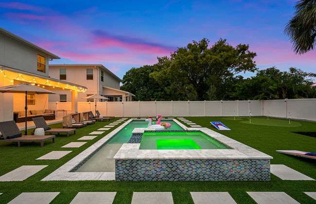 Luxury Home w Heated Pool, Gym, Playground & More! - Foto 46