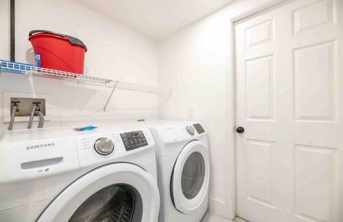 SUPER GLAM - GAME ROOM and POOL - Foto 26