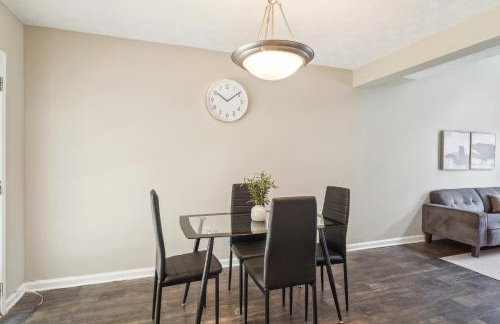 Spacious 1 Bed 15 Bath Towmhome I Ellenwood - Foto 12