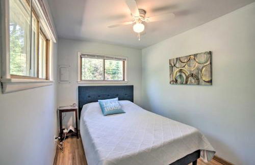 Lakefront Wisconsin Cottage with Dock and Hot Tub! - Foto 19