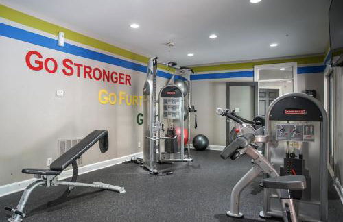 Modern Sapphire Sanctuary near Braves Stadium - Foto 17