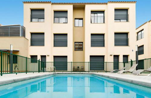 Castell Beach Aparthotel - Photo 33