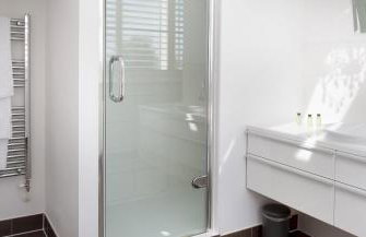 Lakeside property with spa access on a nature reserve Owls Hoot HM69 - Foto 9