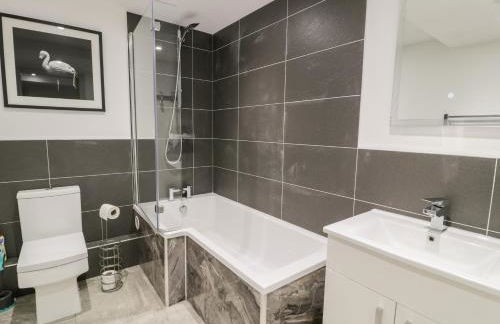 Capel Mawr, Basement 19 - Photo 42