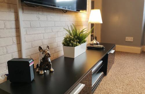 Modern Broughton Apartment - Walk to City Centre and St James Quarter - Foto 22