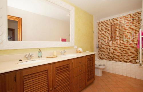 Charming villa by the sea - Foto 29