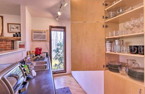 Studio Apartment with Kitchen VERY close to WCU - non smoking & no pets - Foto 23