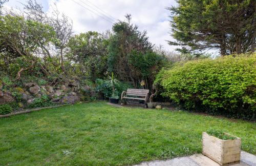 1 Bed Caravan Sleeps 2 -Dog Welcome -Free Parking - Photo 14