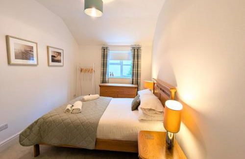 2 Bedroom Unique Converted Constabulary - Foto 6