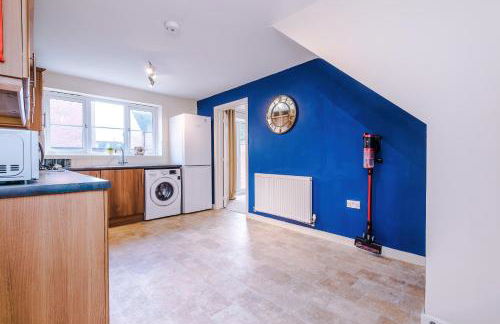 3 Bedroom! 3 Toilets! Contractors and Groups! Free Parking! Driveway! NEW BUILD HOUSE! - Foto 60