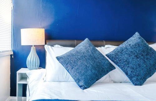 Charming 2 Bed House, Sleeps 6, Free parking, Contractors welcome - Foto 53