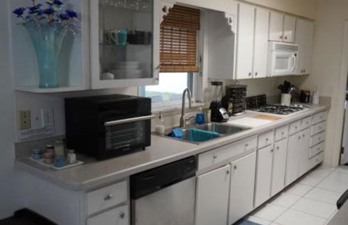 House of Blues-3 Bedrooms+GameRoom - Photo 22