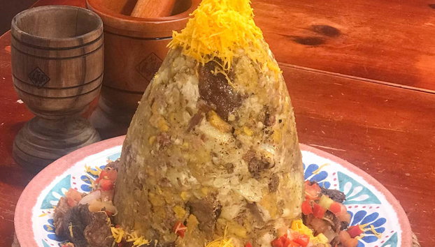 Tour por la iglesia Sagrado Corazón de Jesús + Comida típica - Foto 3, Probando el mofongo mocano