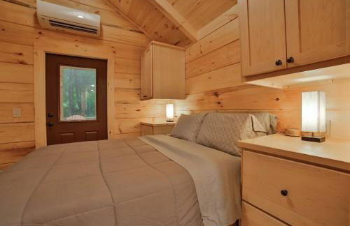 Nana Cabin Tiny Log Home Comfort In Rustic Bliss - Foto 11